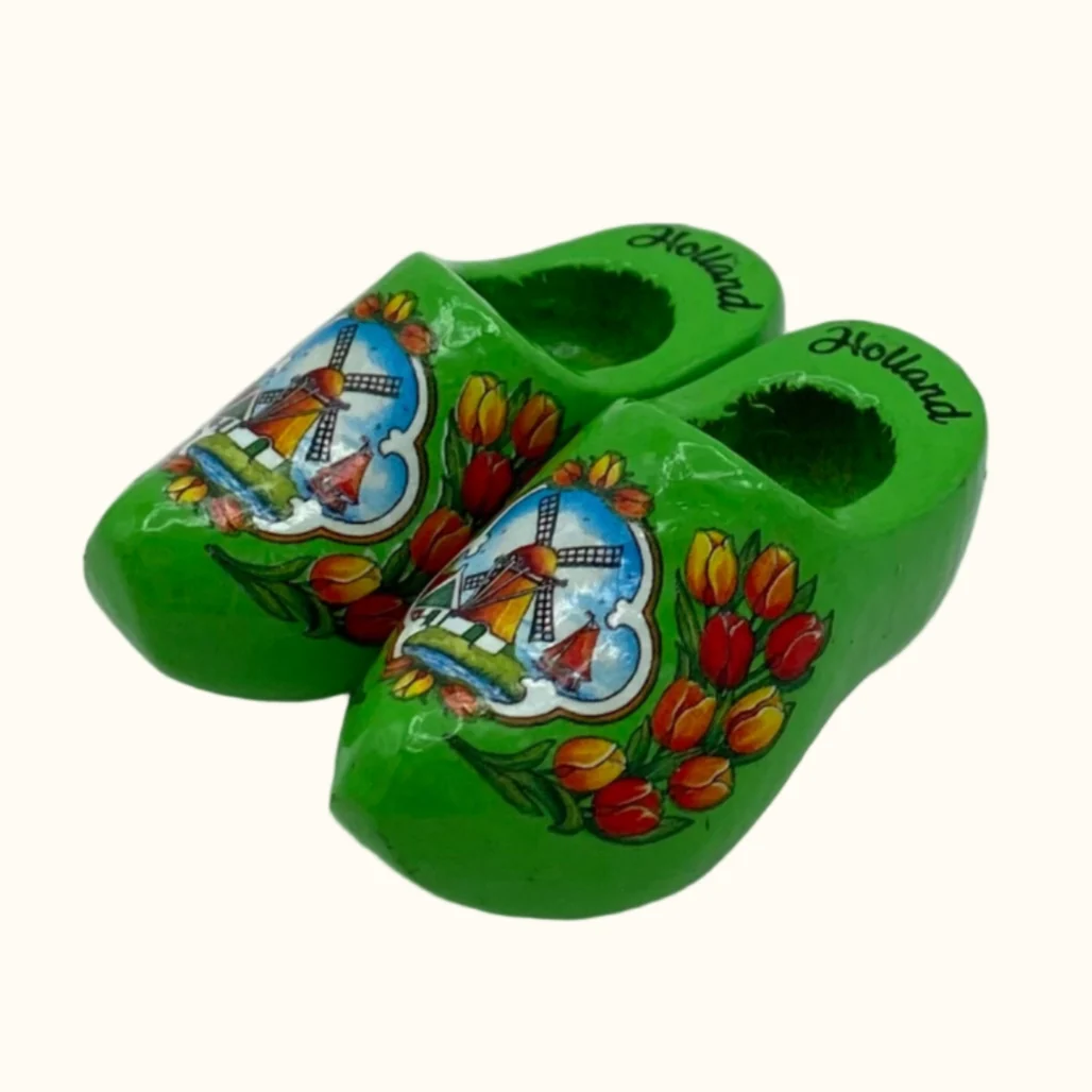 Magnet 2 Wooden Shoes 4cm - Image 10