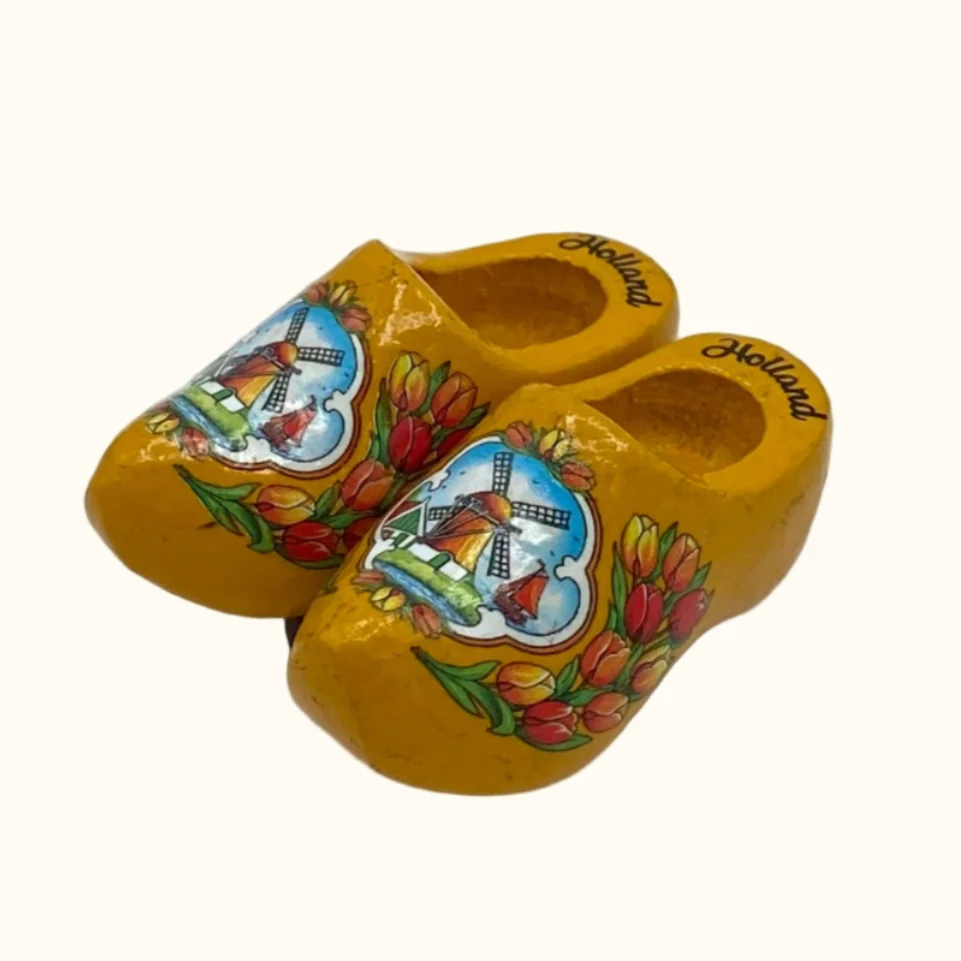 Magnet 2 Wooden Shoes 4cm - Image 2